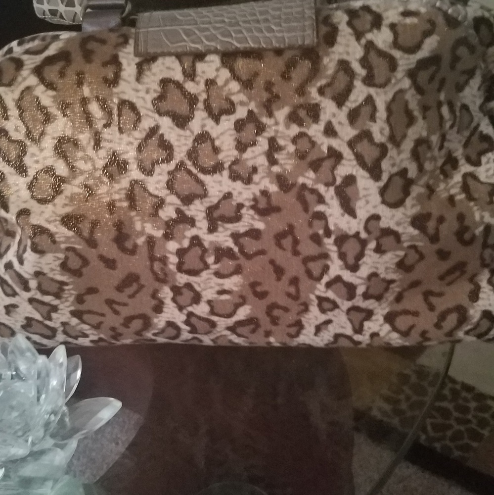 Purse - Picture 2 of 4